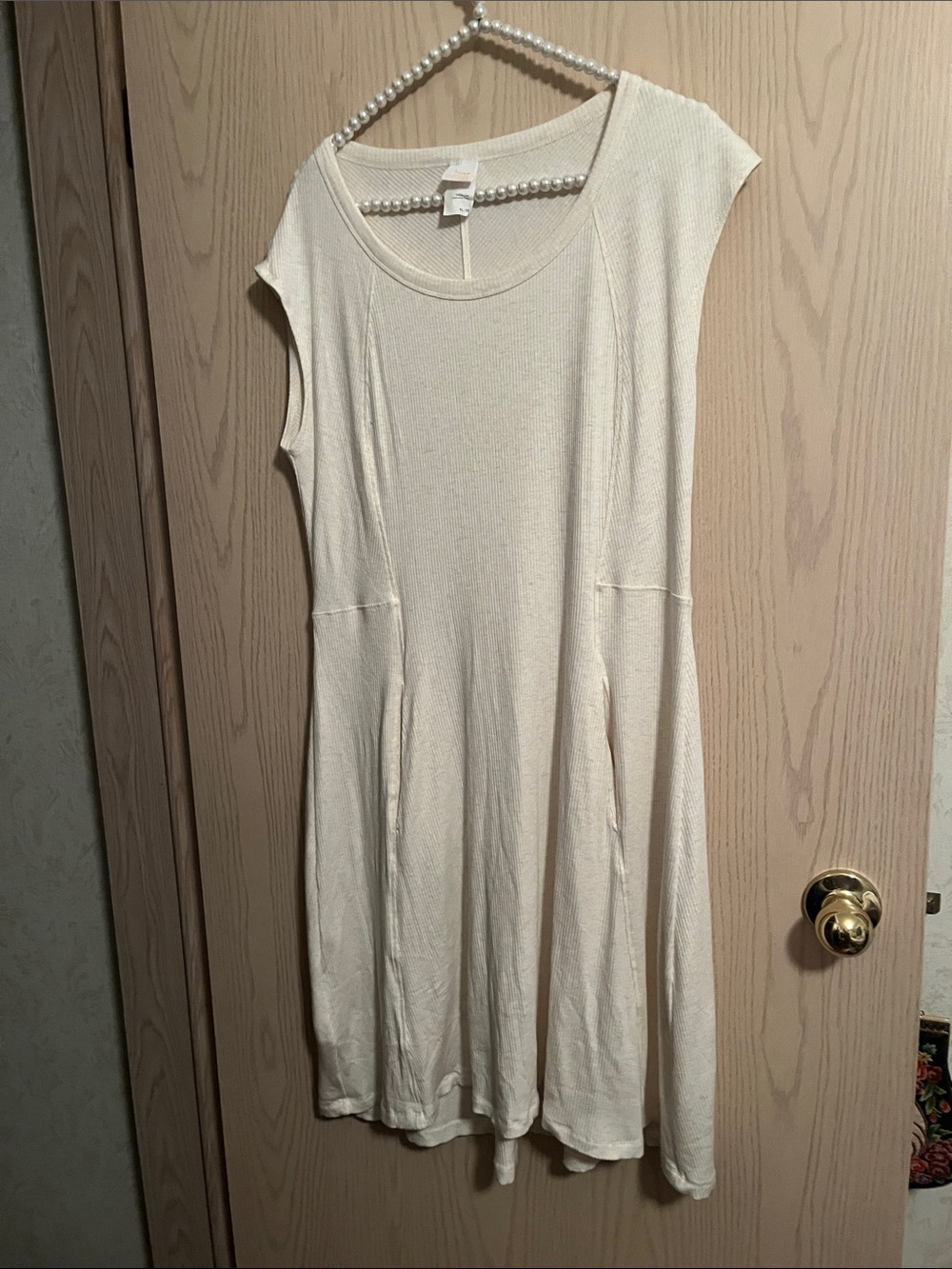 Sleeveless Cream Scoop-Neck Women's Dress